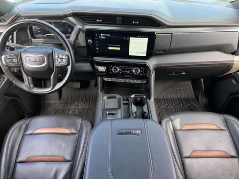 Used 2025 GMC Sierra 2500 AT4 w/ AT4 Premium Plus Package AWD/4WD image 13