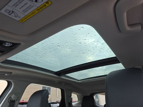 New 2026 Kia Sportage EX image 32