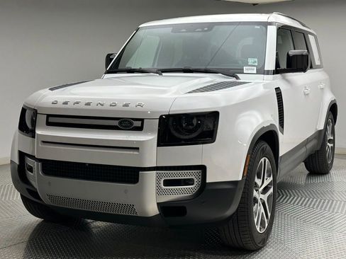 Used 2023 Land Rover Defender 110 SE AWD/4WD image 1