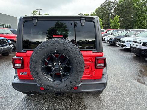 Used 2025 Jeep Wrangler Unlimited Sport S 4xe AWD/4WD image 9