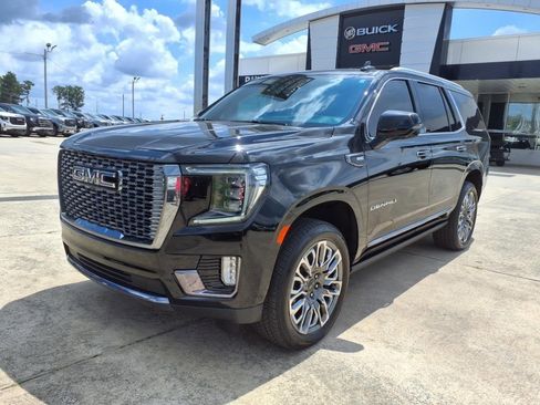 Used 2024 GMC Yukon Denali Ultimate image 3