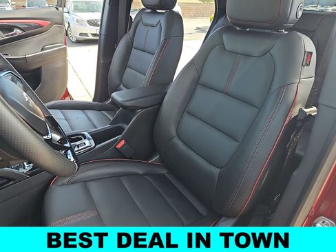 Used 2025 Chevrolet TrailBlazer RS w/ Driver Confidence Package image 14