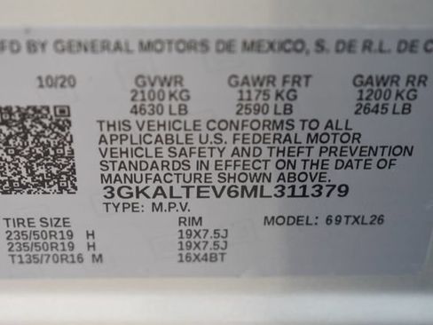 Certified 2021 GMC Terrain SLE w/ Driver Convenience Package AWD/4WD image 37