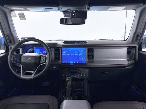 Used 2022 Ford Bronco Outer Banks AWD/4WD image 2