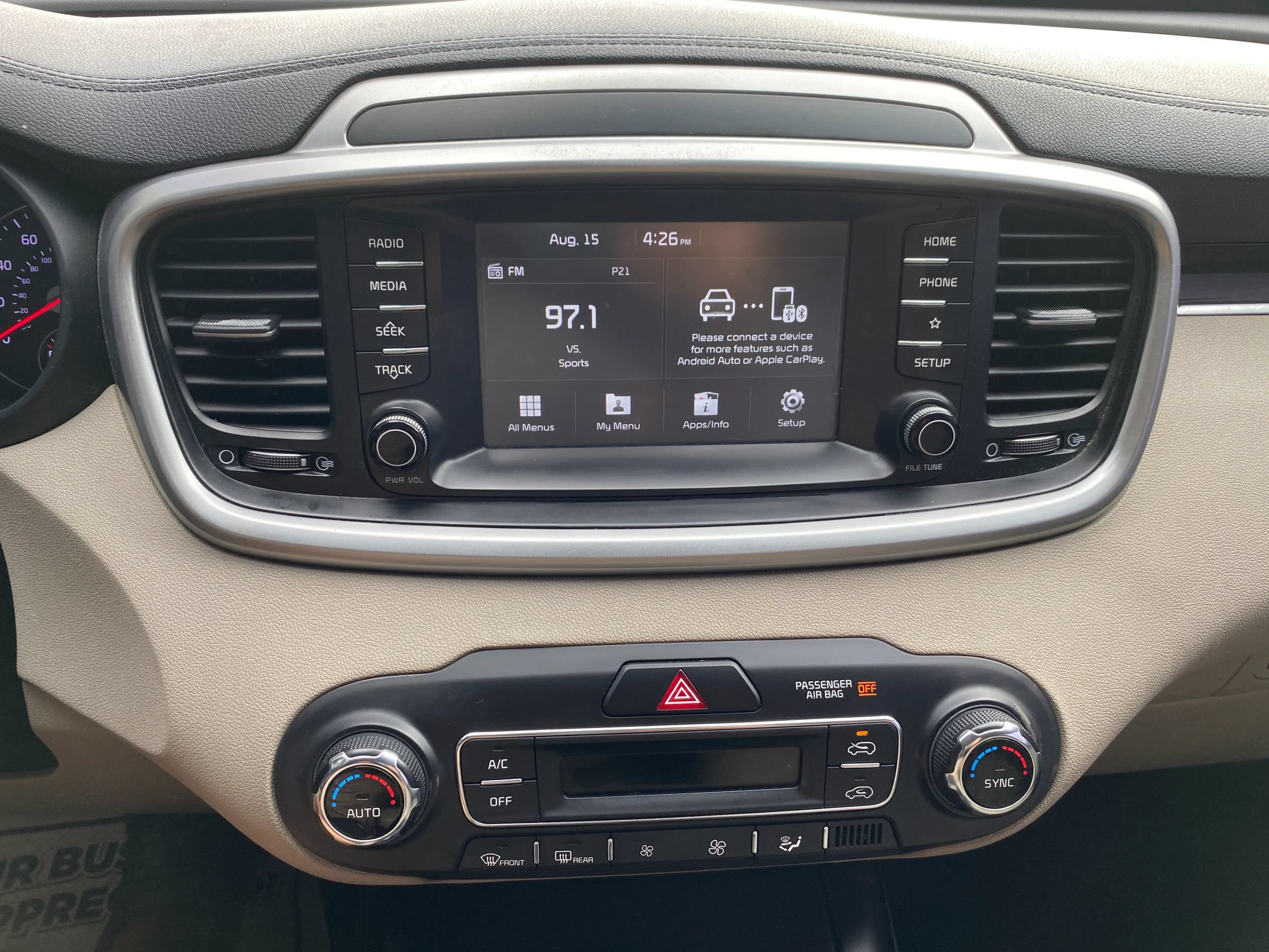 Used 2019 Kia Sorento FWD V6 image 20