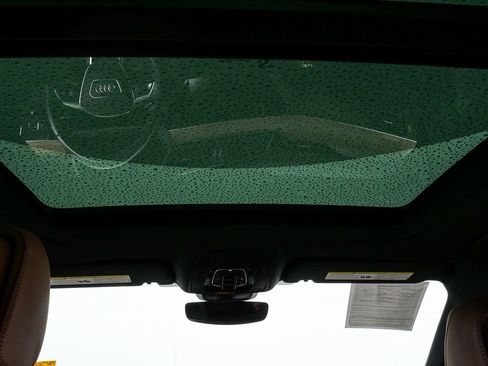 Certified 2024 Audi Q8 e-tron Prestige image 20