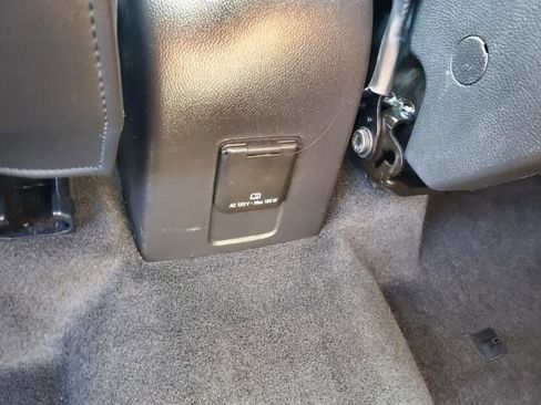 Used 2018 Chevrolet Trax Premier image 11