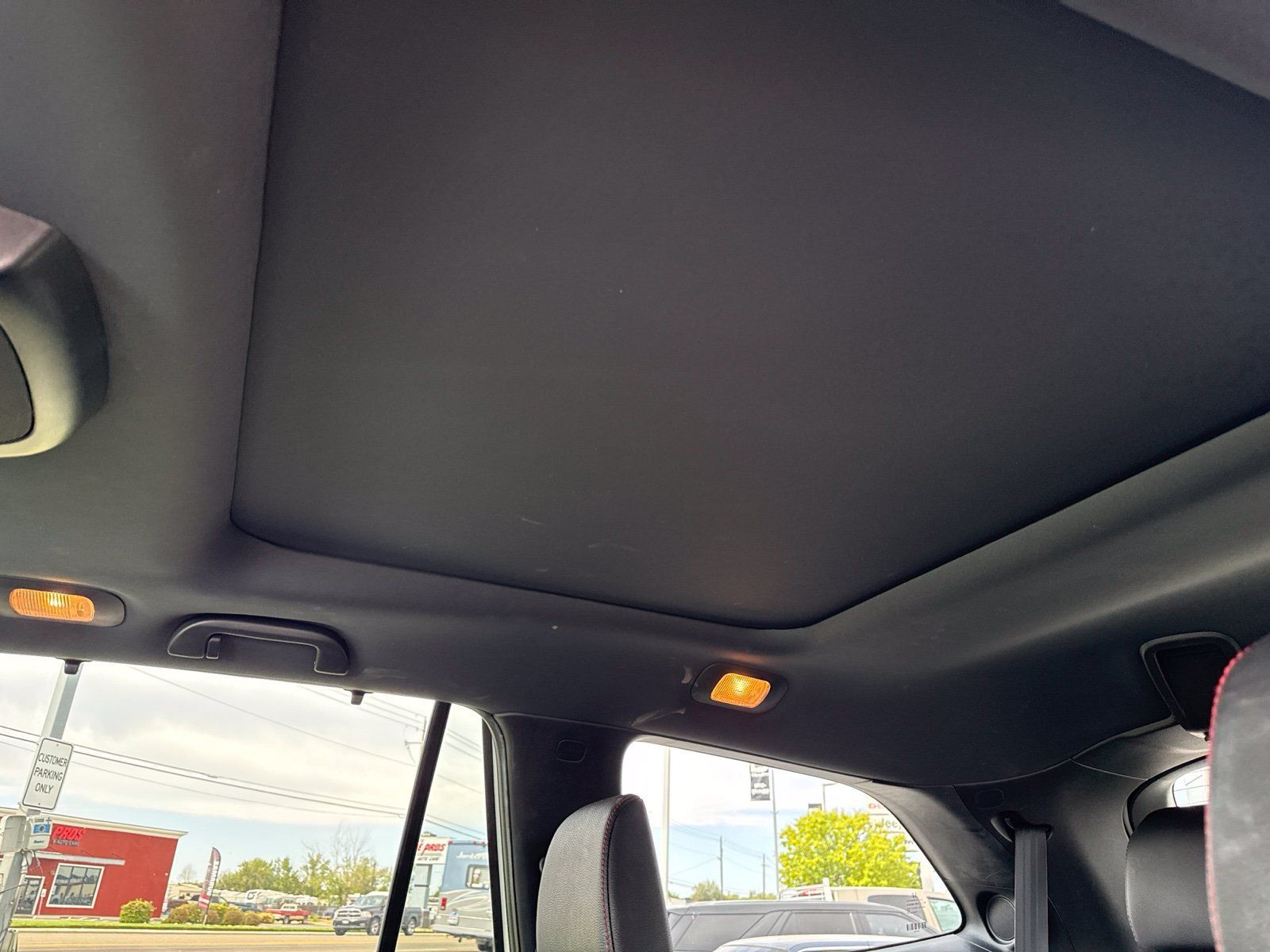 Used 2022 Honda Pilot Black Edition image 12