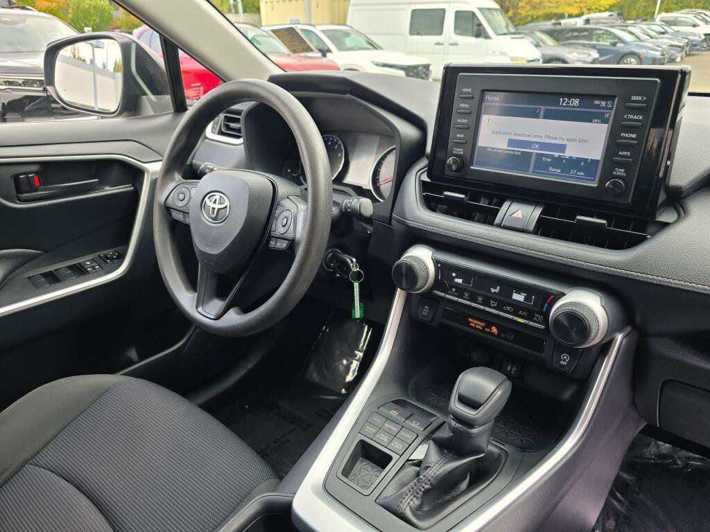 Used 2019 Toyota RAV4 LE w/ Carpet Mat Package AWD/4WD image 12