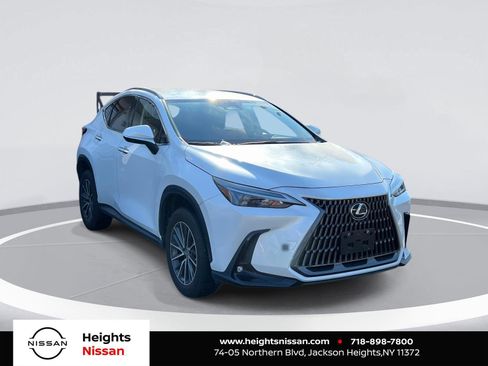 Used 2023 Lexus NX 250 AWD image 1