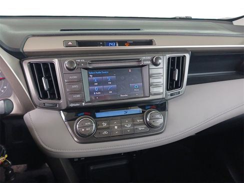 Used 2015 Toyota RAV4 XLE image 12