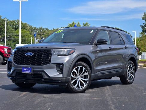 Used 2025 Ford Explorer ST-Line AWD/4WD image 1
