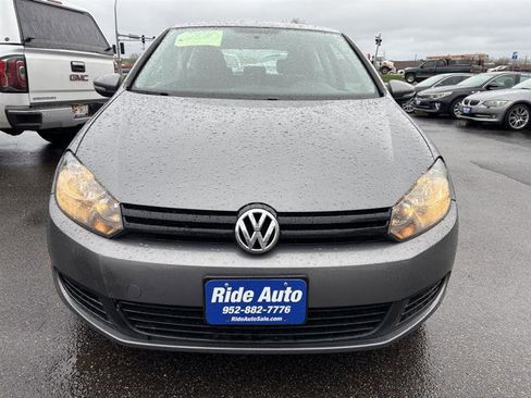 Used 2010 Volkswagen Golf 2-Door FWD image 2