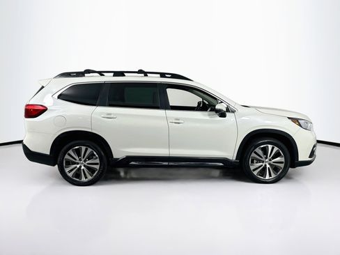 Used 2022 Subaru Ascent Limited w/ Technology Package AWD/4WD image 4