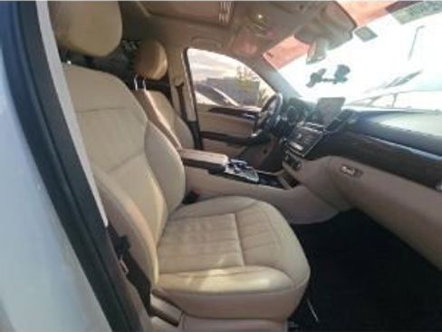 Used 2017 Mercedes-Benz GLS 450 4MATIC w/ Premium Package image 4