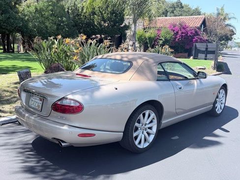 Used 2006 Jaguar XK8 Convertible RWD image 12