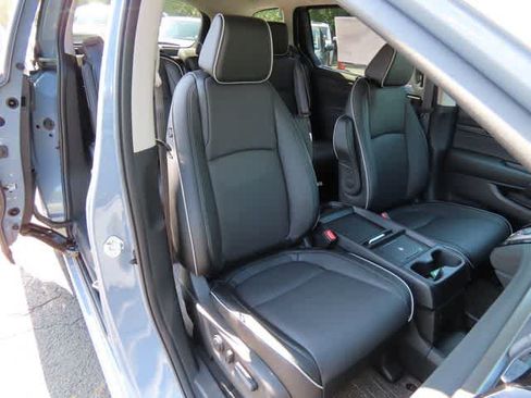 New 2026 Honda Odyssey Touring image 19