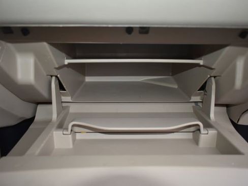 Used 2017 Nissan Pathfinder Platinum w/ Family Entertainment Package image 56