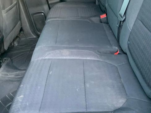 Used 2021 Chevrolet Silverado 2500 LT w/ Texas Edition image 12