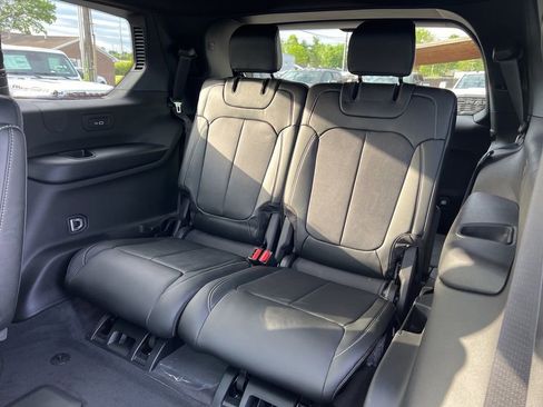 New 2026 Jeep Grand Cherokee L Limited AWD/4WD image 10
