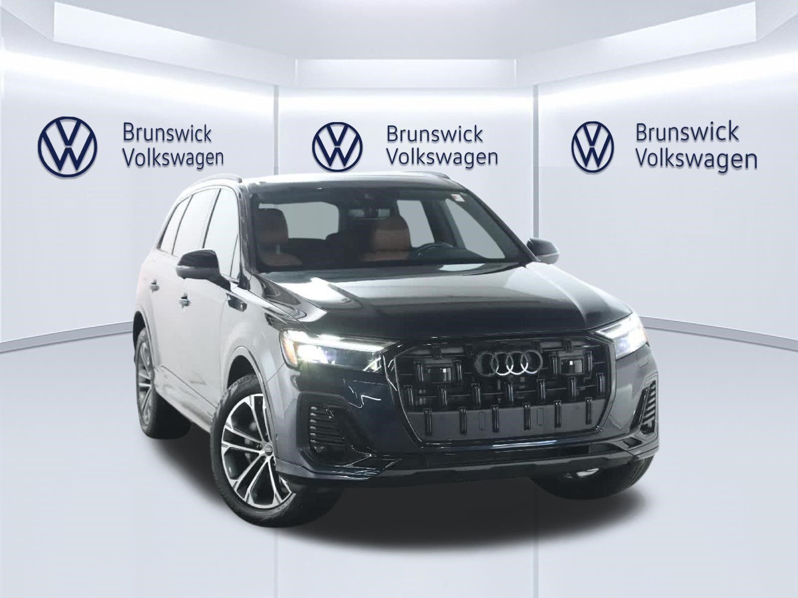 Used 2026 Audi Q7 2.0T Premium AWD/4WD image 2