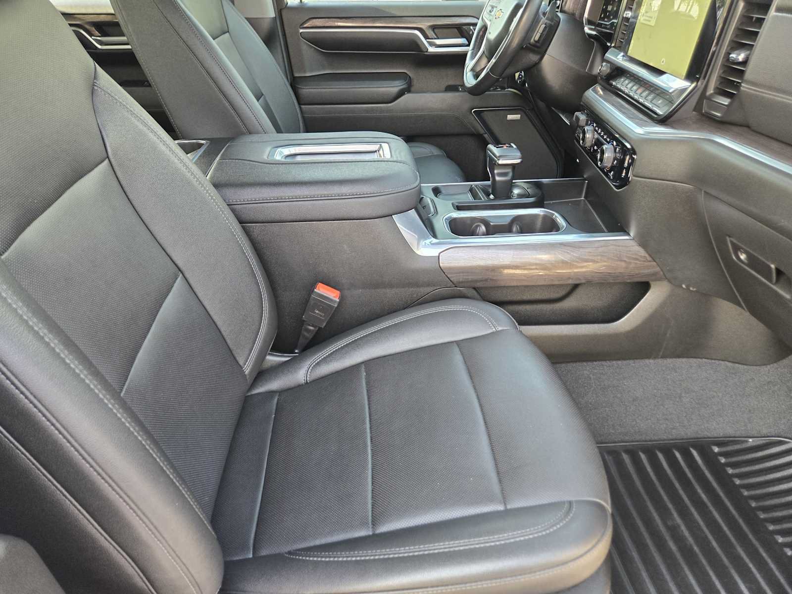 Certified 2022 Chevrolet Silverado 1500 LTZ w/ LTZ Premium Texas Edition AWD/4WD image 14