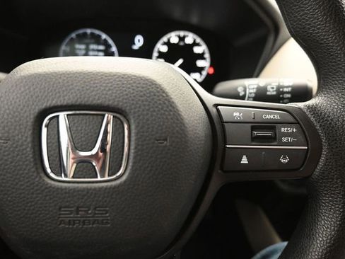 Used 2025 Honda HR-V LX image 19