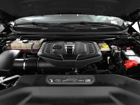 Used 2024 Jeep Wagoneer L Series II w/ Flexible Seating Group image 34