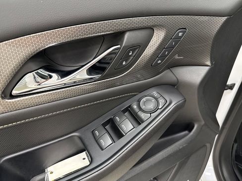 Used 2023 Chevrolet Traverse Premier w/ LPO, Floor Liner Package image 20