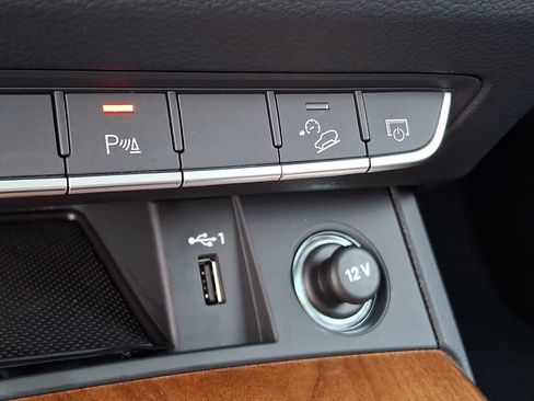 Used 2023 Audi Q5 2.0T Premium AWD/4WD image 22