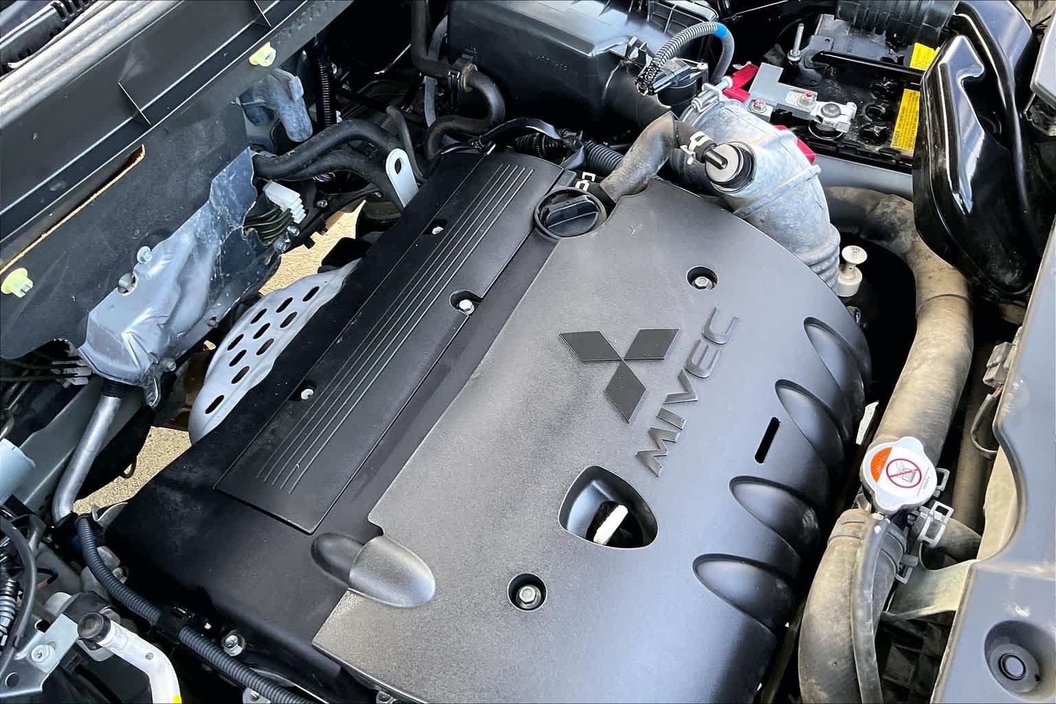 Used 2024 Mitsubishi Outlander Sport AWD image 32
