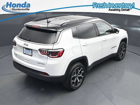 Used 2025 Jeep Compass Limited AWD/4WD image 25