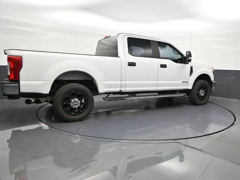 Used 2019 Ford F250 XL w/ Power Equipment Group AWD/4WD image 41