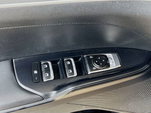 Used 2021 Kia K5 LXS image 17