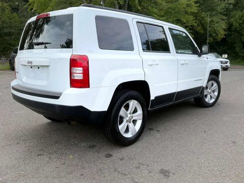 Used 2016 Jeep Patriot Sport w/ Power Value Group AWD/4WD image 7