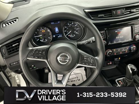 Used 2020 Nissan Rogue S AWD/4WD image 4
