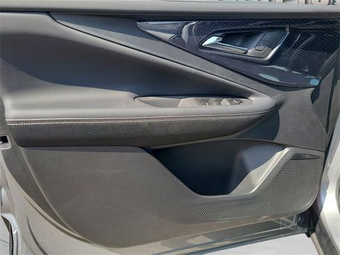 New 2025 Chevrolet Blazer EV LT w/ Midnight/Sport Edition image 18