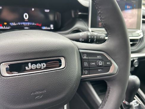 Used 2024 Jeep Compass Limited w/ Driver Assist Group I AWD/4WD image 21