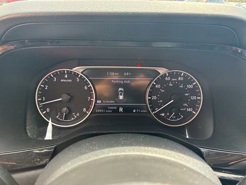 Used 2025 Nissan Pathfinder SV image 28