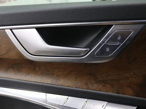 Used 2020 Audi A6 2.0T Premium Plus w/ Premium Plus Package image 35