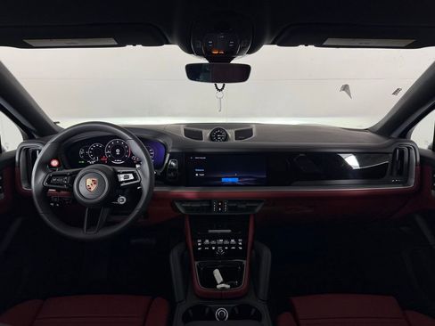 New 2026 Porsche Cayenne Coupe image 22