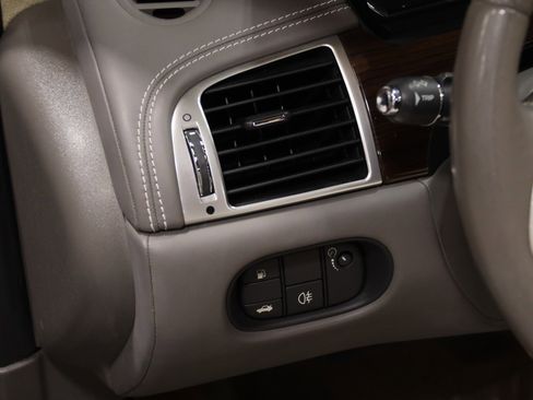 Used 2014 Jaguar XK Convertible RWD image 53