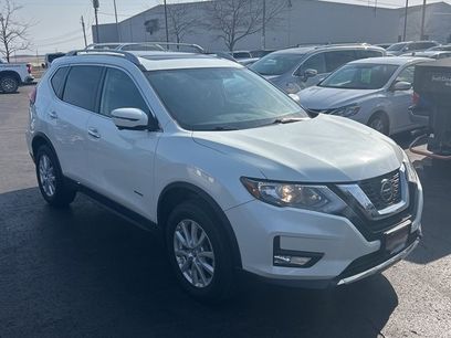 Used 2018 Nissan Rogue SV w/ Premium Package