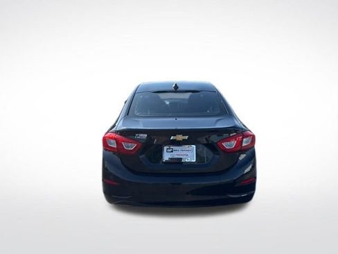 Used 2016 Chevrolet Cruze LS FWD image 4