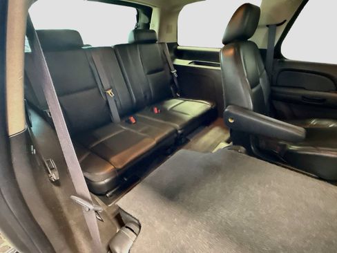 Used 2012 Chevrolet Tahoe LTZ AWD/4WD image 27
