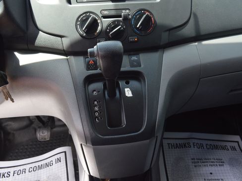 Used 2015 Nissan NV200 S w/ Back Door Glass Package image 28