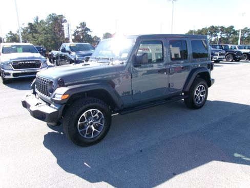 New 2026 Jeep Wrangler Unlimited Sport image 2