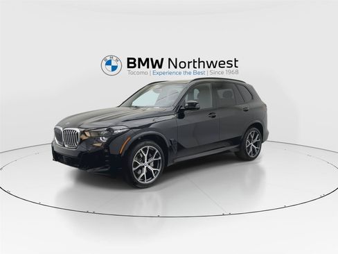 Used 2024 BMW X5 xDrive40i w/ M Sport Package AWD/4WD image 9