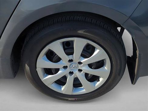 Used 2025 Toyota Corolla LE FWD image 7