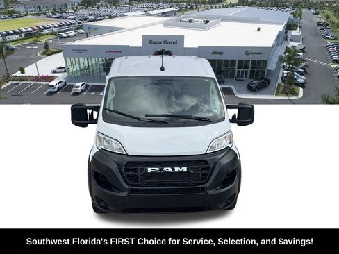 Used 2023 RAM ProMaster 2500 FWD image 2